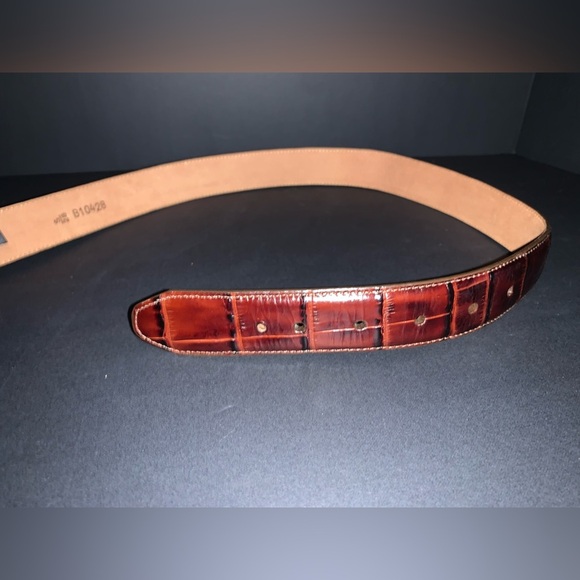 Brighton, vintage women’s belt. Beautiful silver plated horseshoe belt buckle.